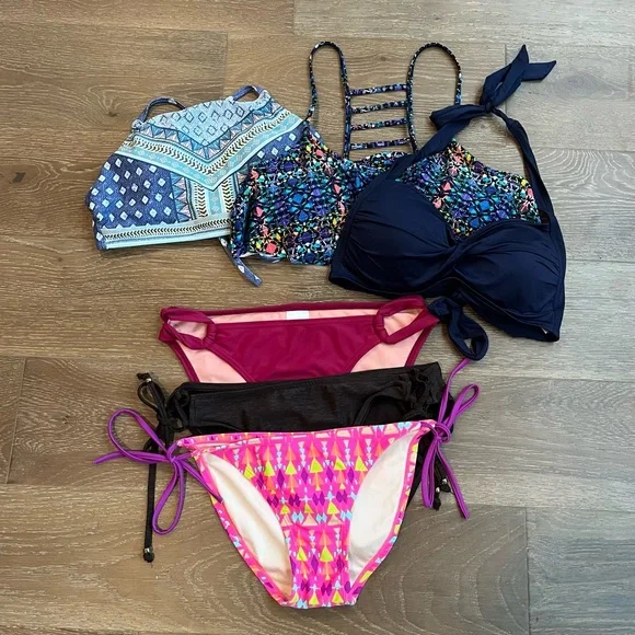 Women’s Colorful Bikini Swimsuit Bundle Set Size M-L - Picture 1 of 12